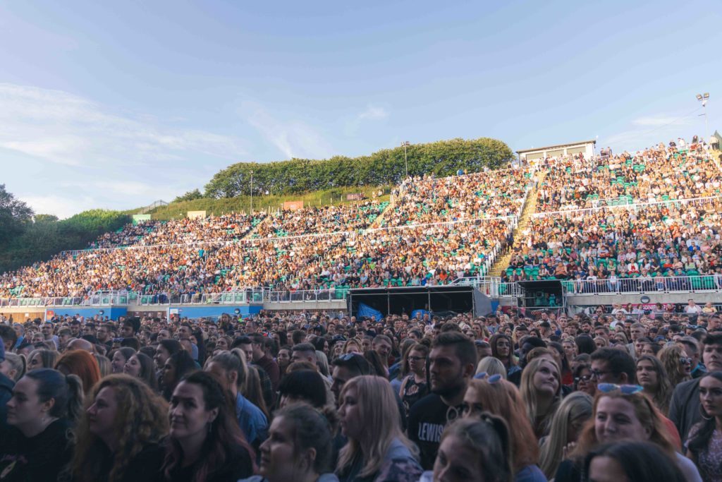 Lewis Capaldi_LoRes-21